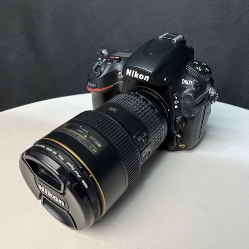 Nikon d800 con - con, zoom
